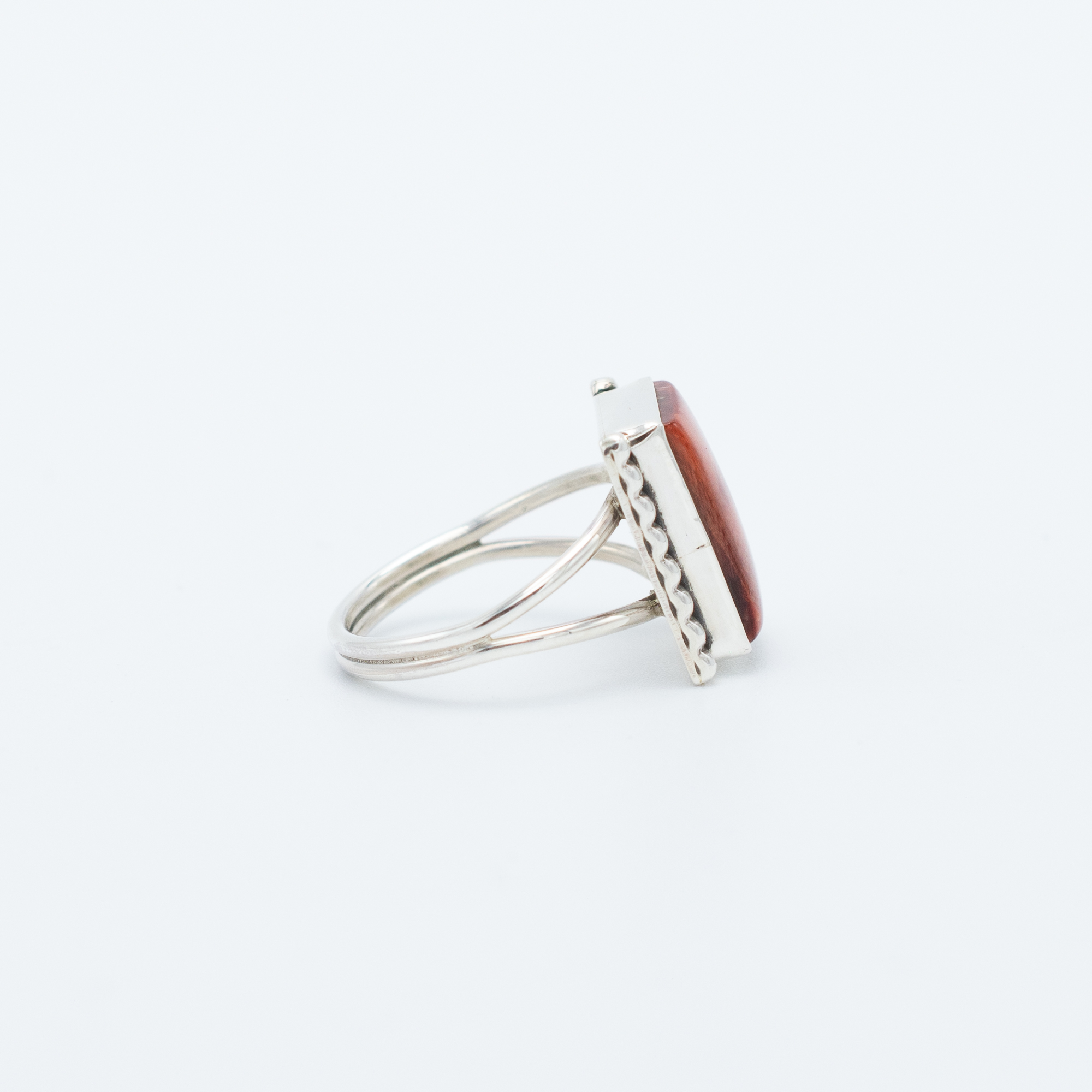 Spiny Oyster Ring - Image 3