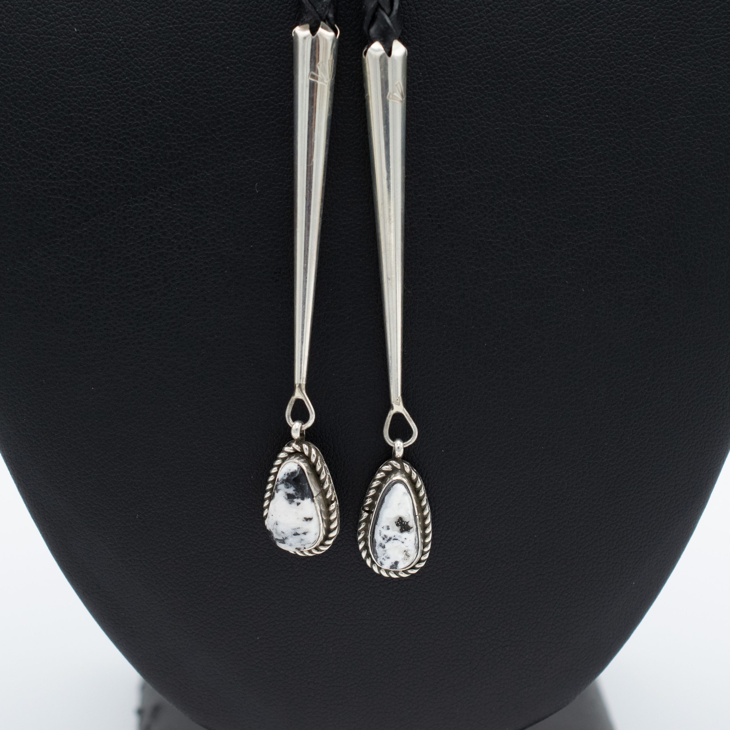 White Buffalo Bolo Tie - Image 5