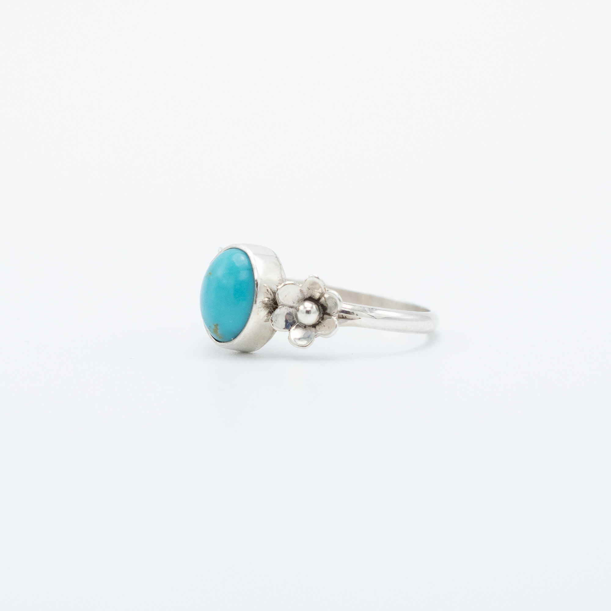 Kingman Turquoise Flower Ring - Image 3