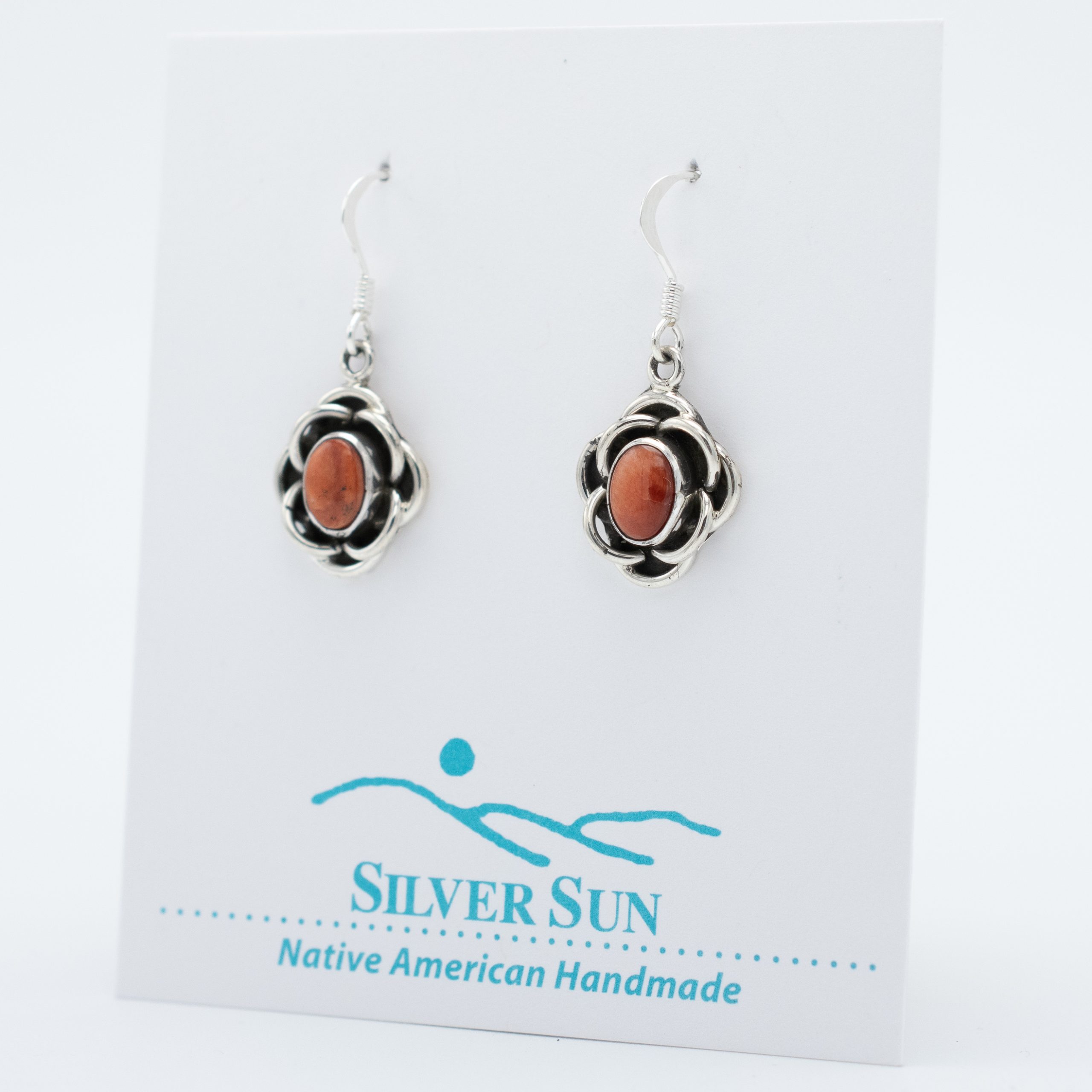 Spiny Oyster Shell Earrings - Image 3