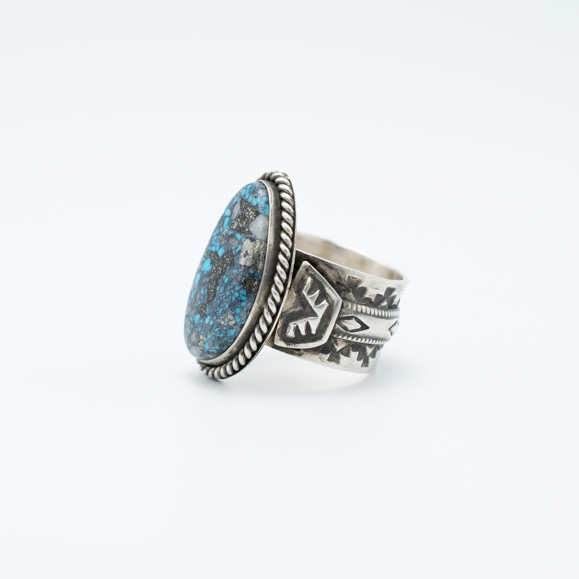 Ithaca Peak Kingman Turquoise Ring - Image 3