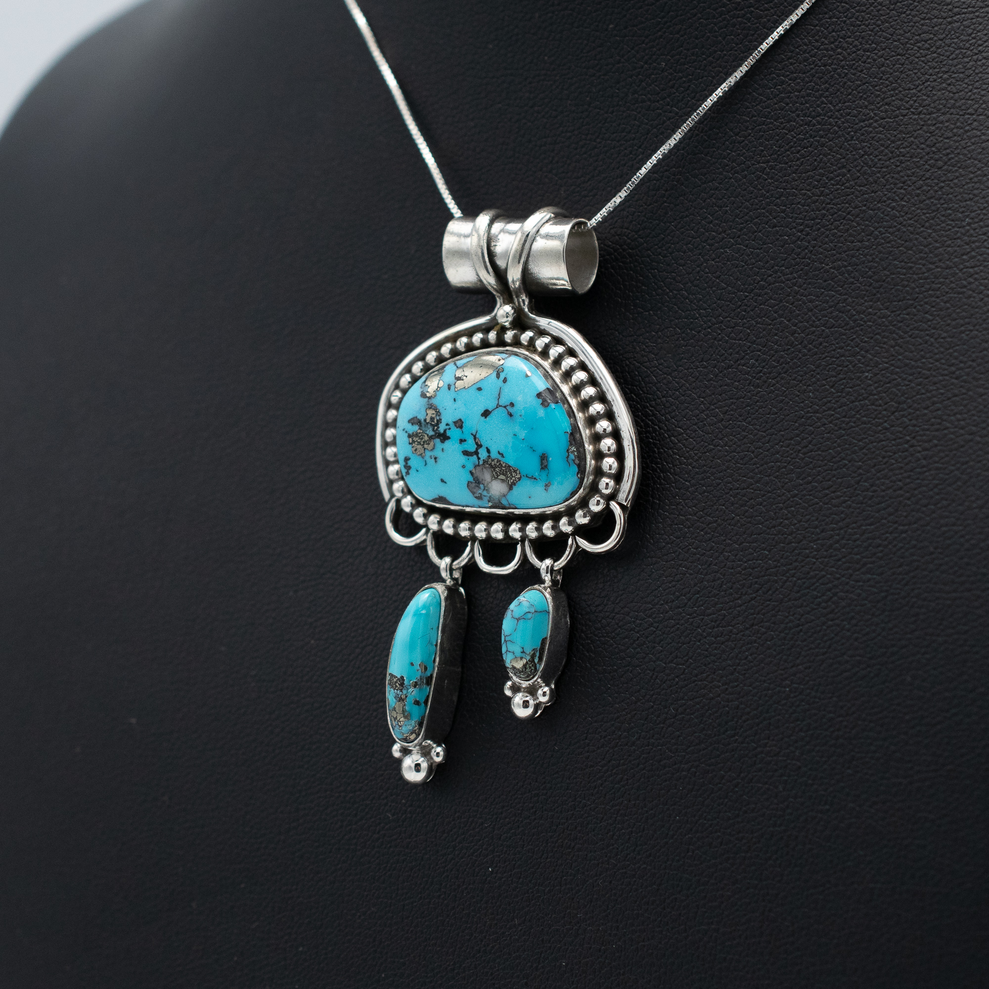 Ithaca Peak Kingman Turquoise Pendant - Image 3