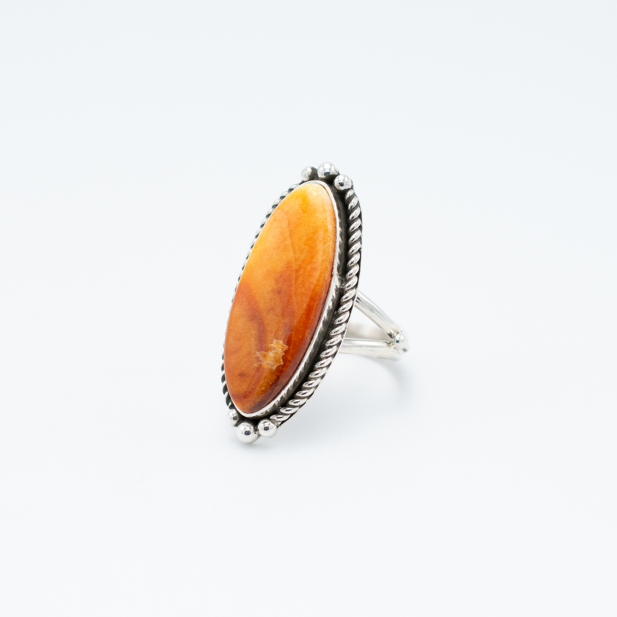 Spiny Oyster Shell Ring - Image 3