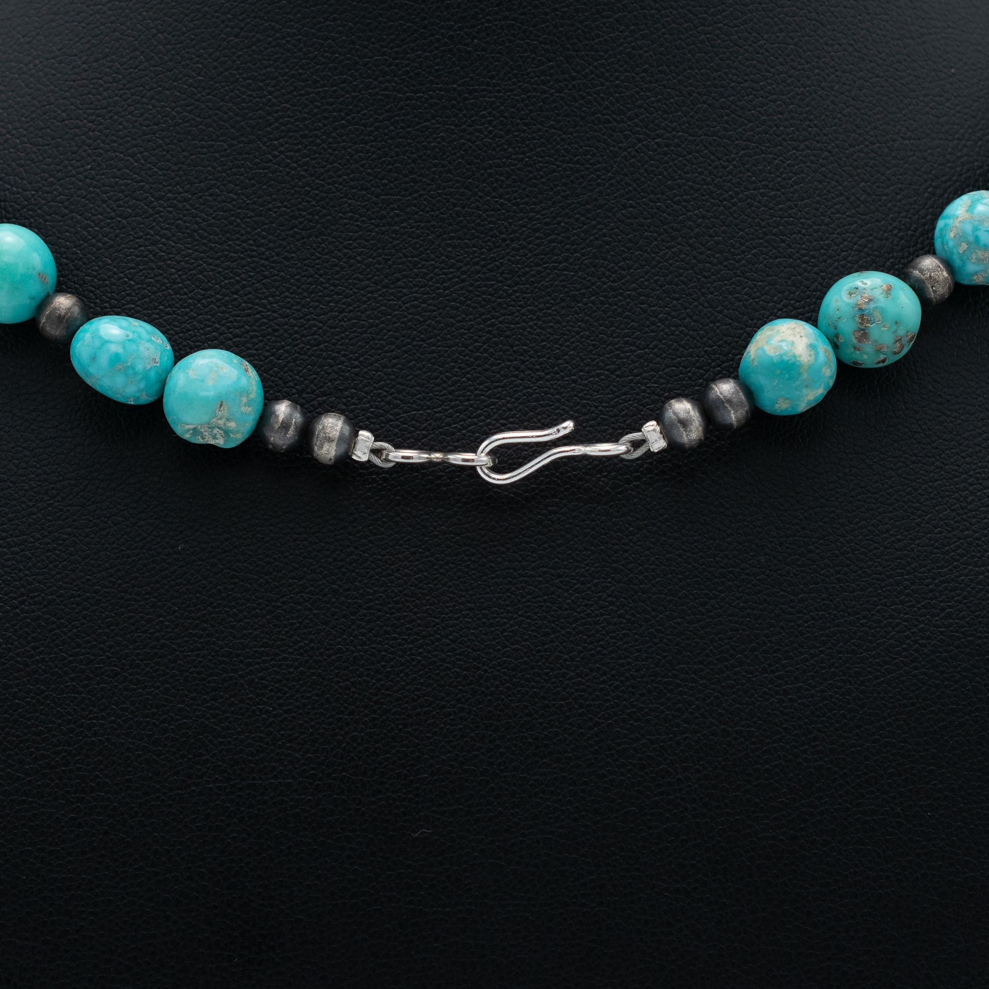 Campitos & Anitqued Silver Bead Necklace - Image 5