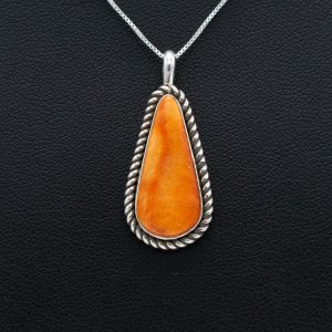 Spiny Oyster Shell Pendant