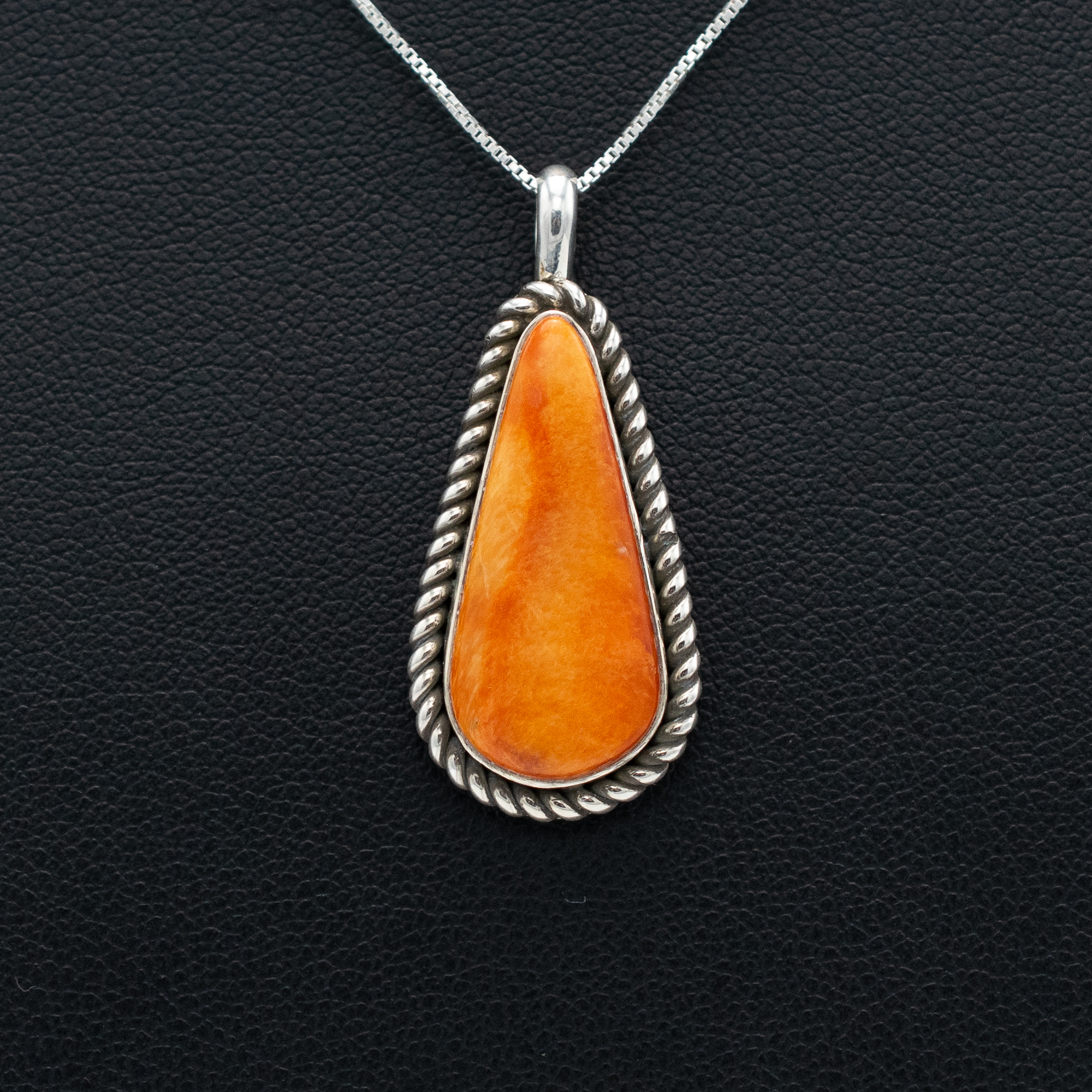 Spiny Oyster Shell Pendant
