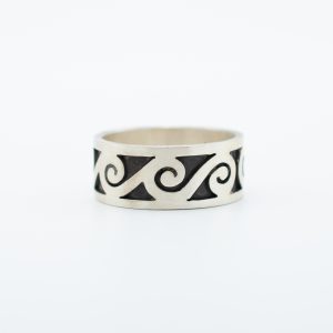Rolling Wave Ring