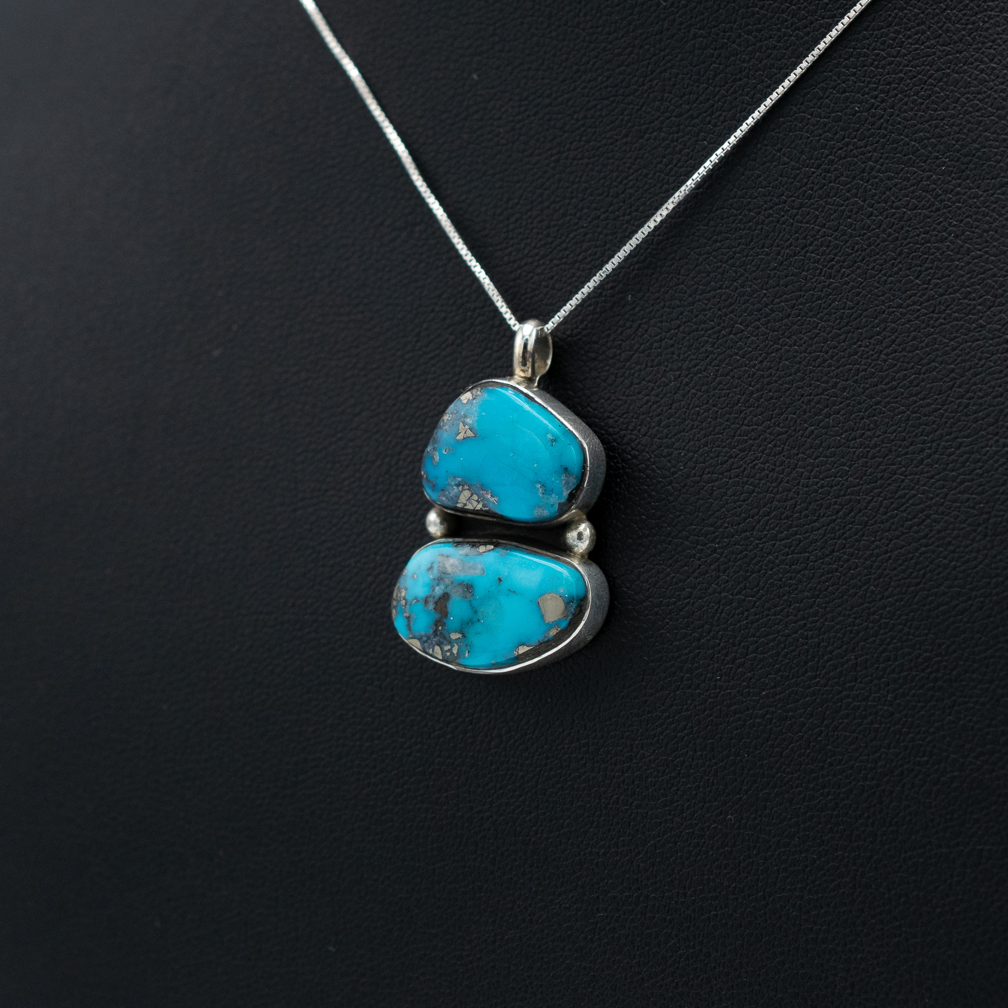 Ithaca Peak Kingman Turquoise Pendant - Image 3